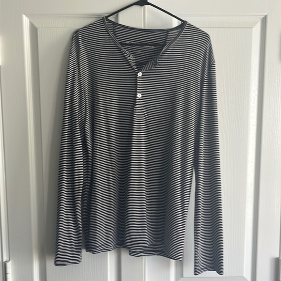 Mizzen+Main striped Henley - Picture 1 of 5
